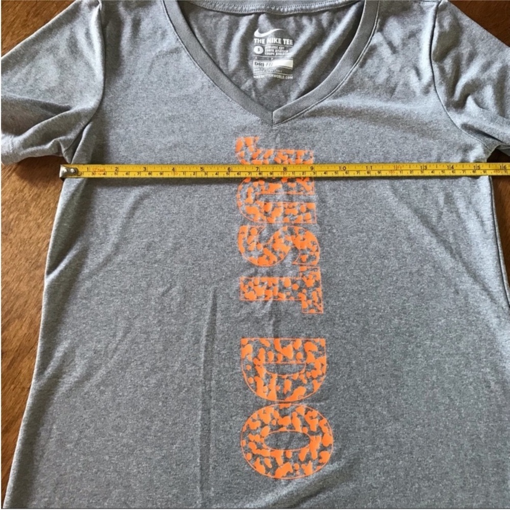 Nike Dri-Fit Tee - Picture 7 of 8